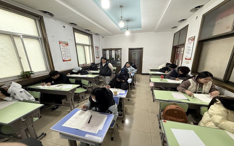 2026河北高考志愿填报服务深度解析：新高考规则下如何规避滑档风险与选择陷阱？ - 山河大学